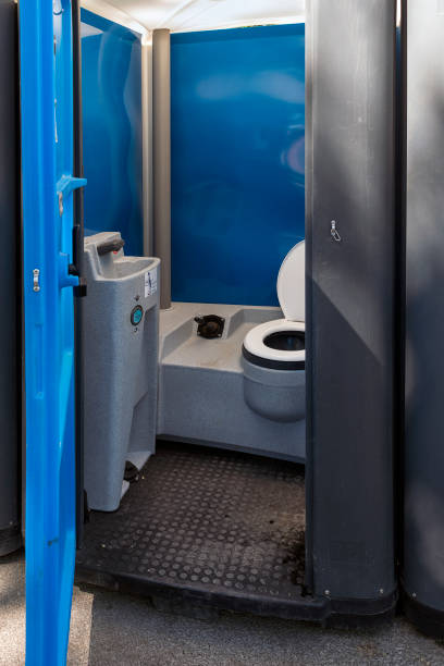 Portable Toilet Options We Offer in Waynesburg, OH