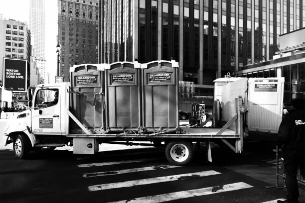 Best Best portable toilet rental  in Waynesburg, OH